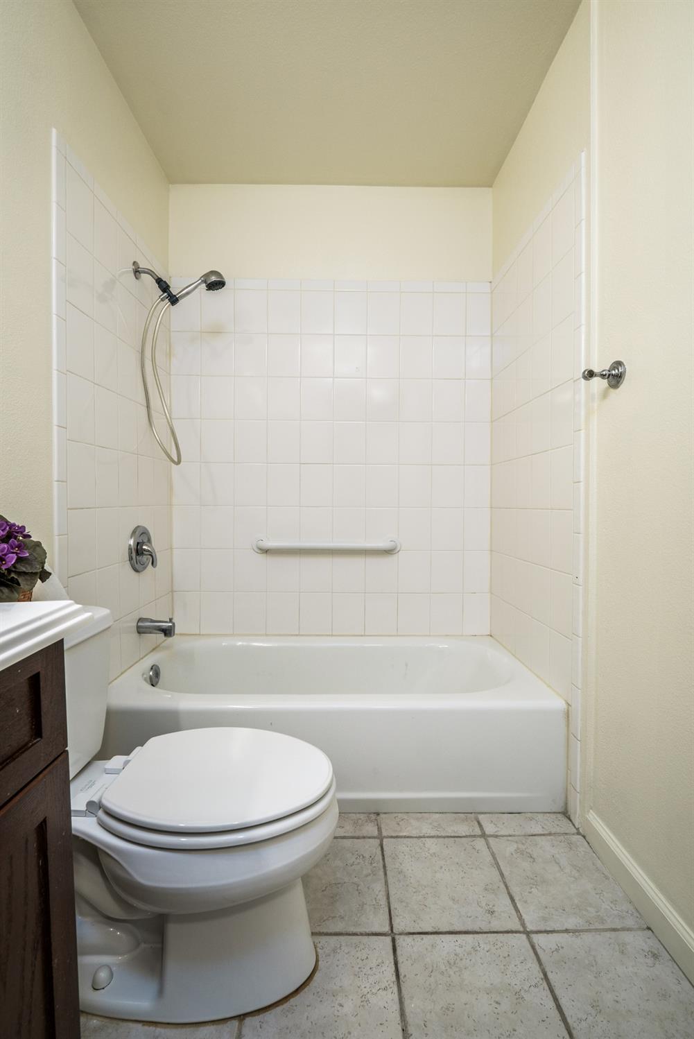 Photo #26: 223081347 Listing: Photo #26