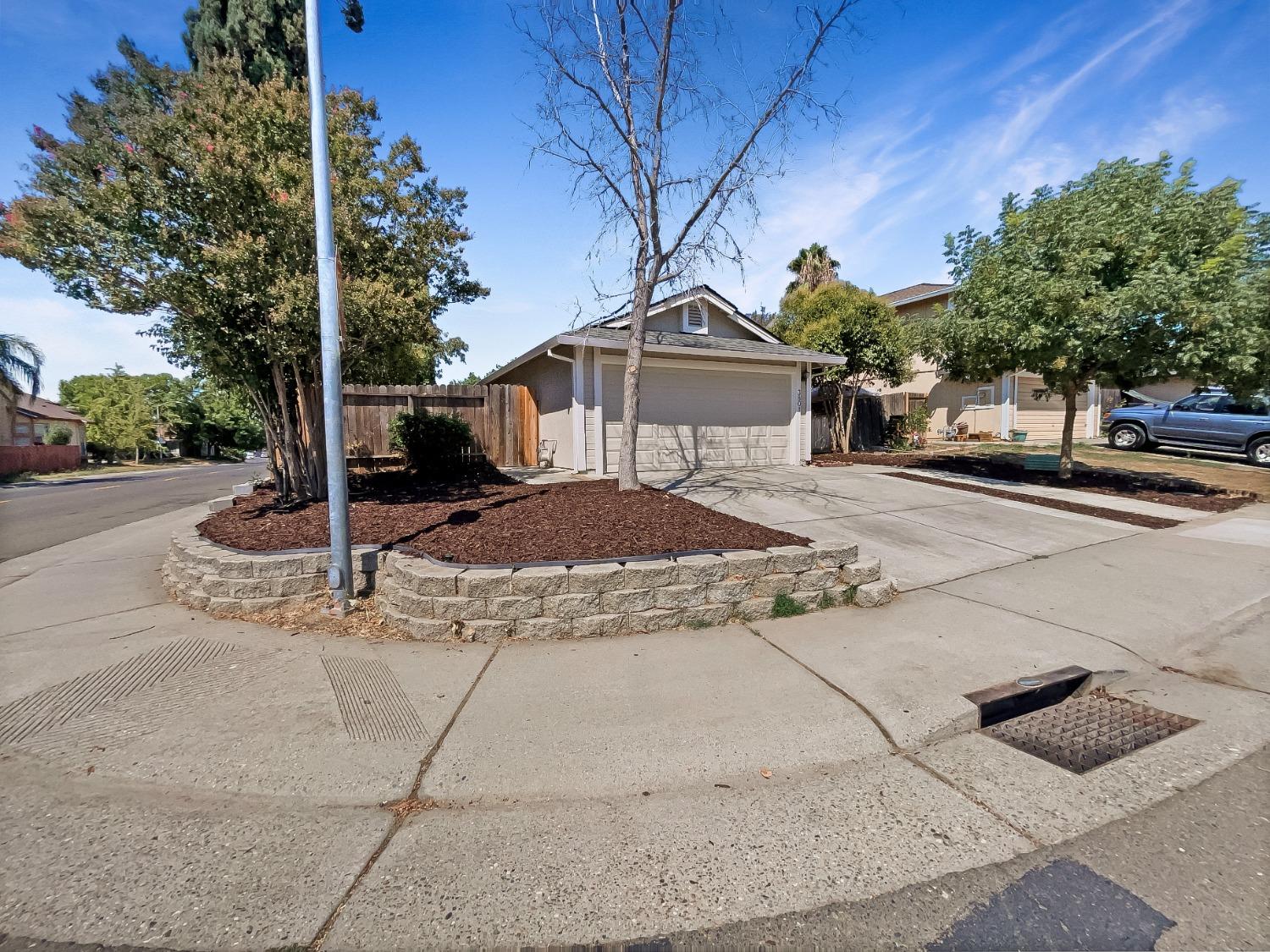 Photo of 3801 Sheedy Ct in Antelope, CA