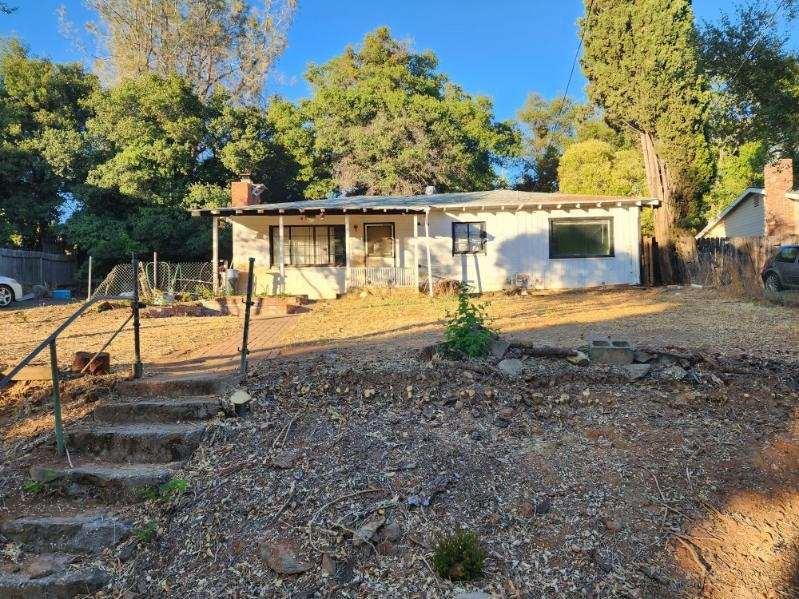 Photo of 169 Cary Dr in Auburn, CA