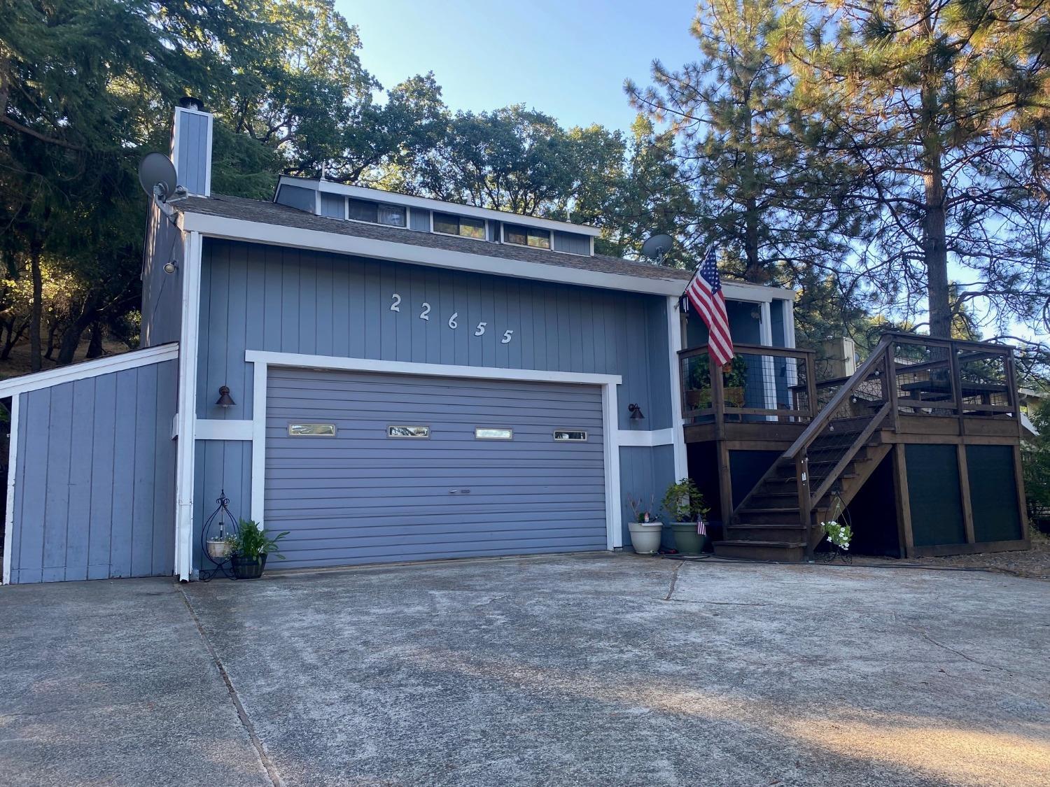 Photo of 22655 Sunset Ridge Dr in Lake Of The Pines, CA