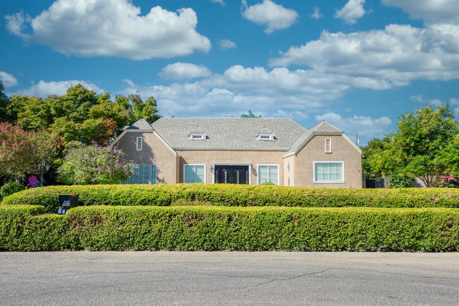 Photo of 640 N 4th St in Patterson, CA