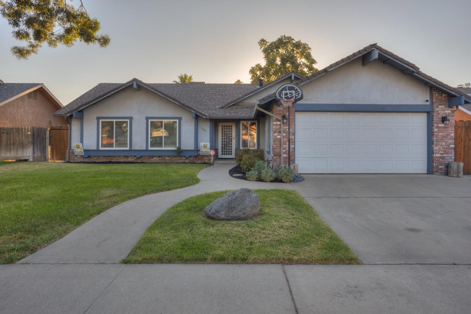 Photo of 1765 Pepperridge Dr in Turlock, CA