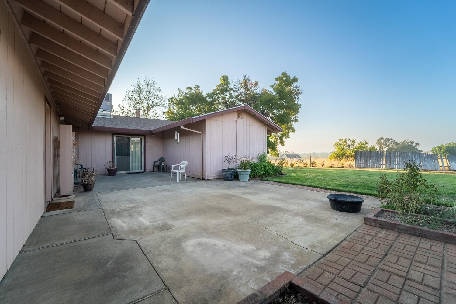 Las Quintas Way, Marysville, California image 19