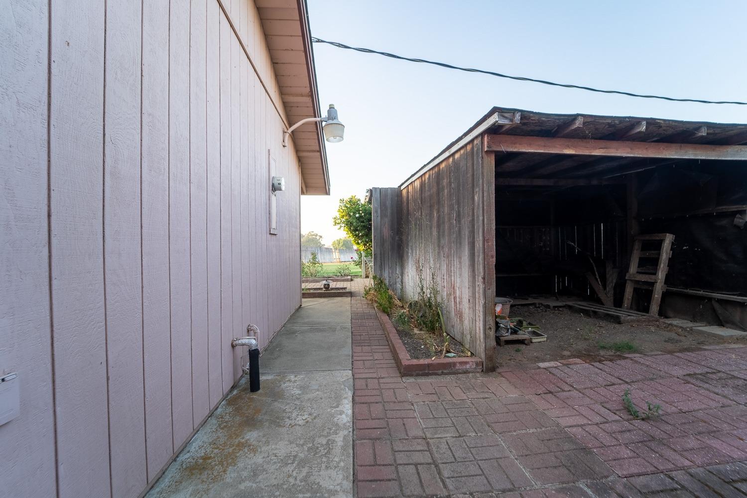 Las Quintas Way, Marysville, California image 30