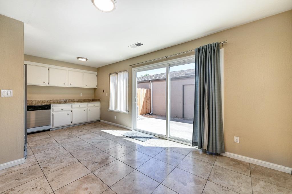 Photo #13: 223066143 Listing: Photo #13