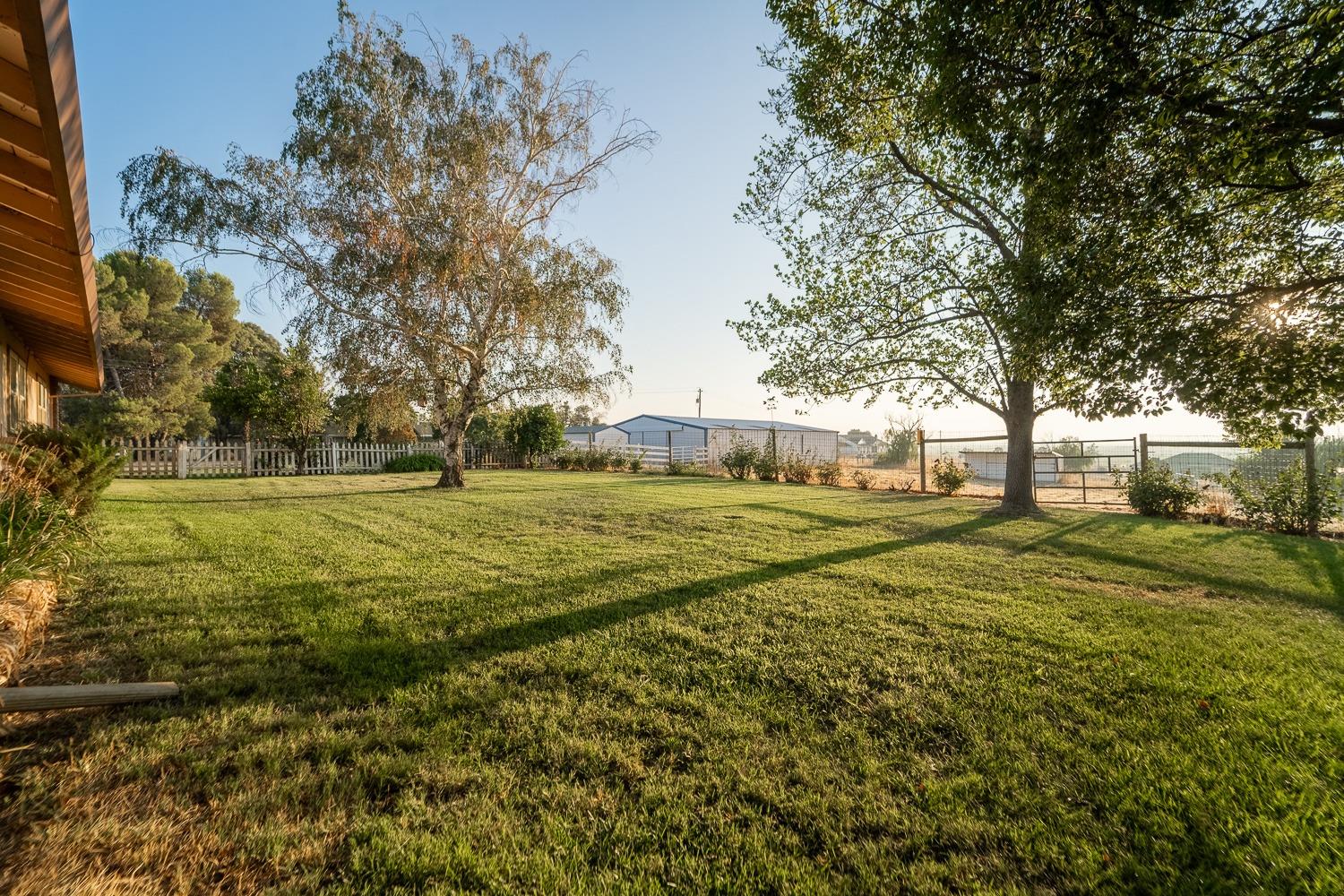 Las Quintas Way, Marysville, California image 18