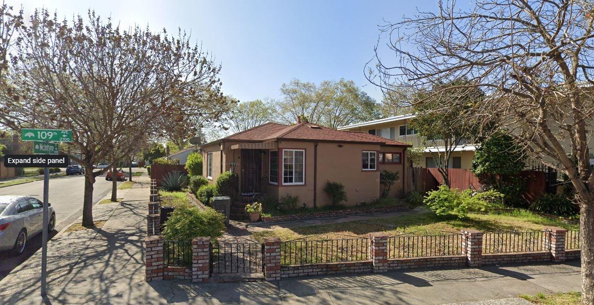 Photo of 2666 109th Ave in Oakland, CA