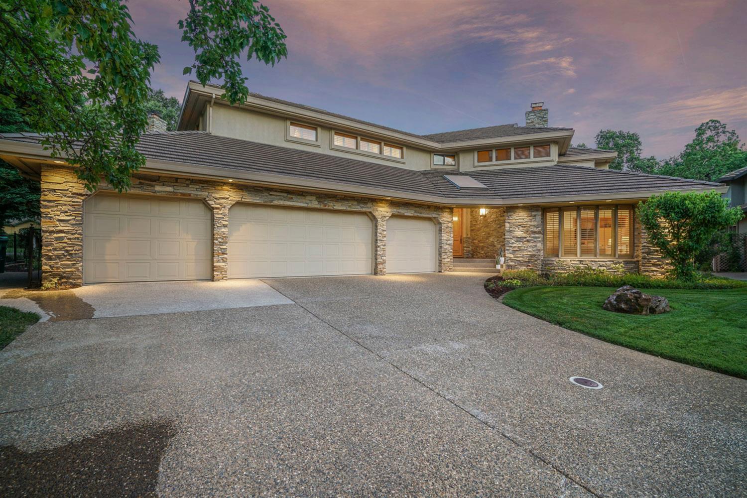 Photo of 2521 Greens Landing Ct in Cameron Park, CA
