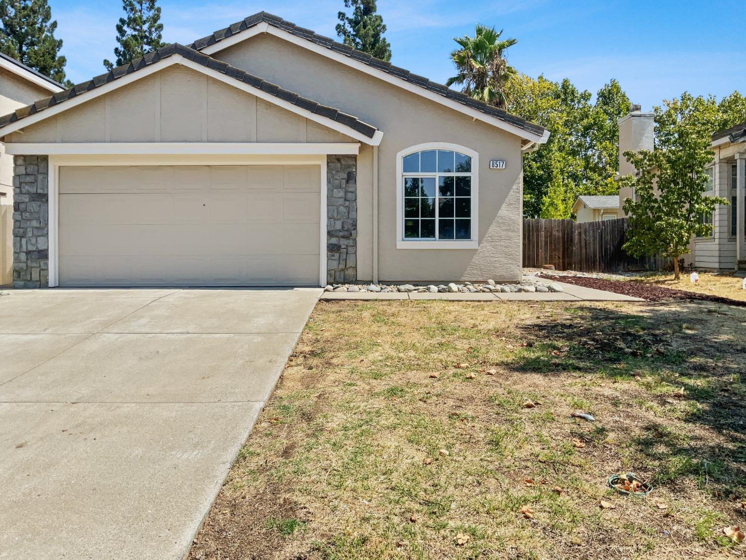 Photo of 8517 Derlin Wy in Sacramento, CA