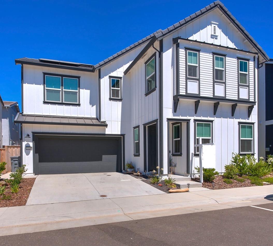 Photo of 3518 Jeffrey Pine Ln in Rocklin, CA