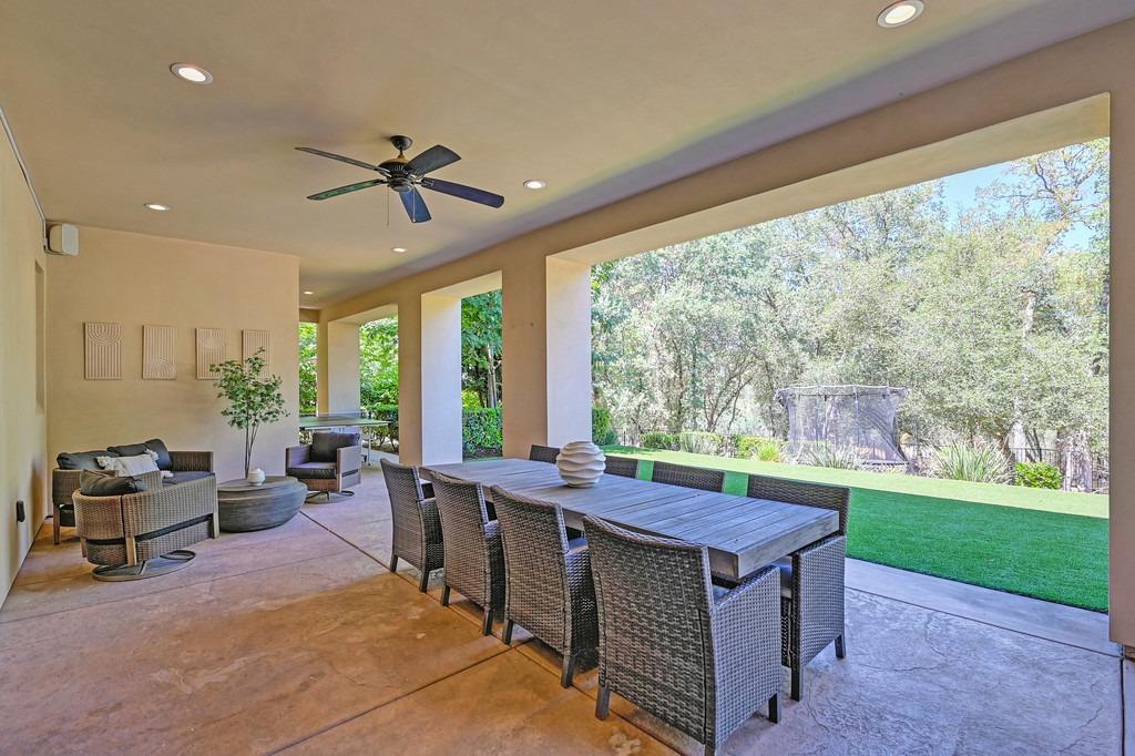 Mondrian Court, El Dorado Hills, California image 37
