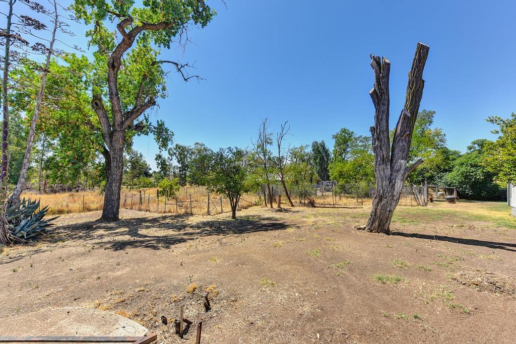 Detail Gallery Image 15 of 27 For 7550 W 2nd St, Rio Linda,  CA 95673 - 2 Beds | 1 Baths