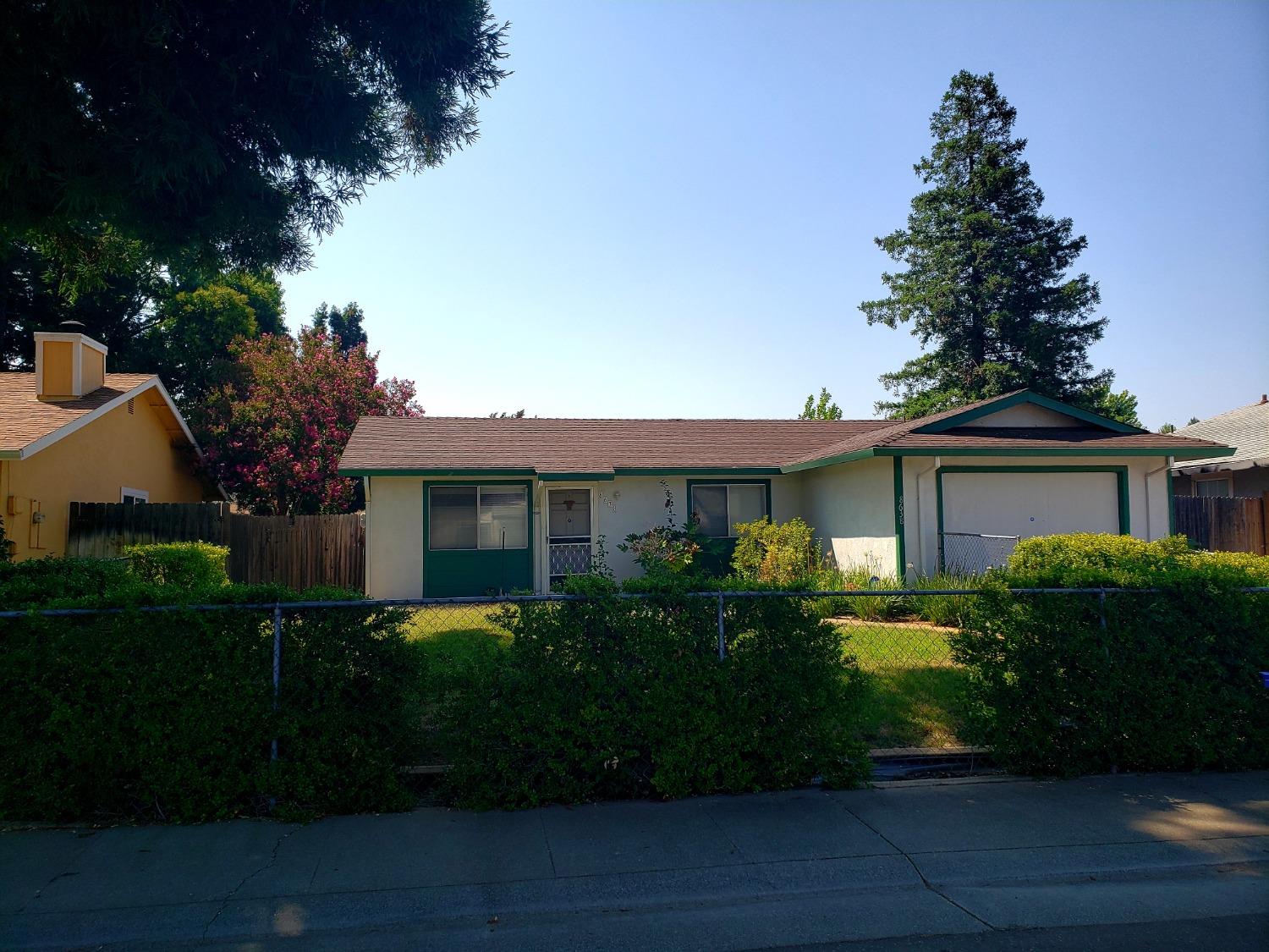 Photo of 8638 Wren Cir in Elk Grove, CA