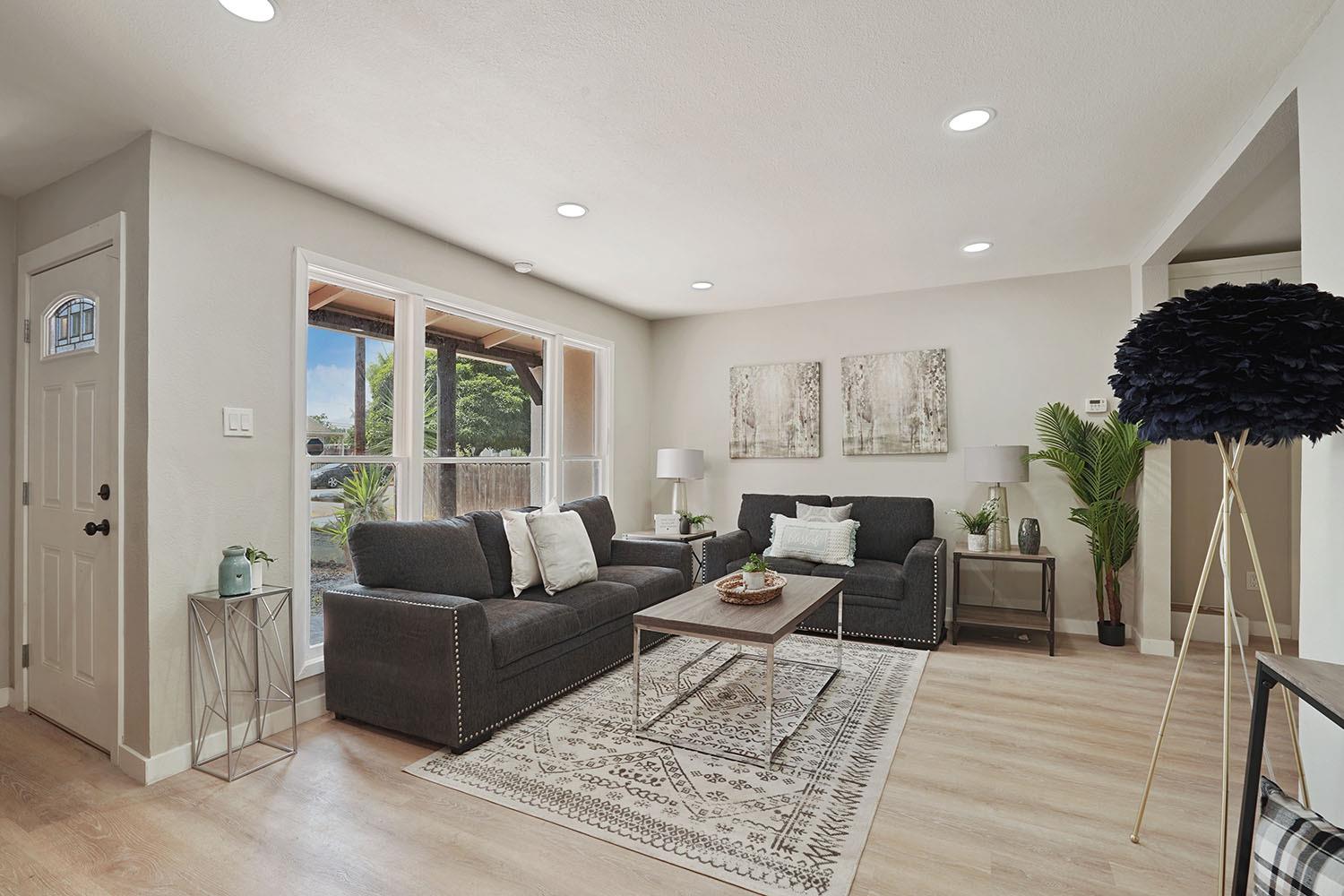 W 6th Street, Antioch, California image 9