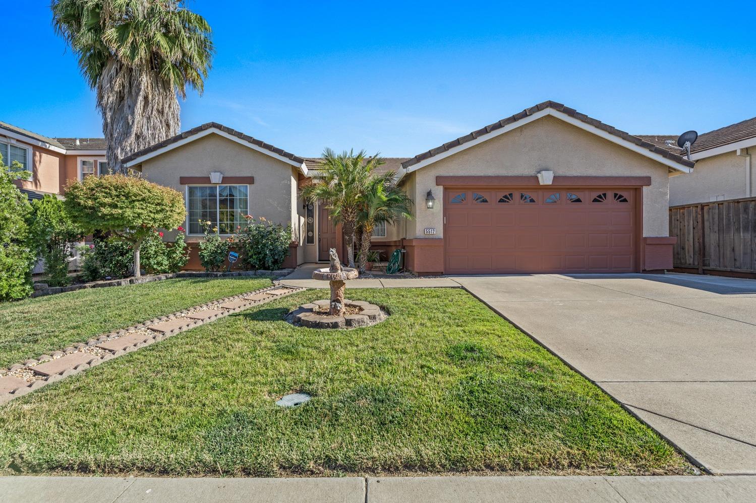 Photo of 5512 Sienna Hills Wy in Antelope, CA