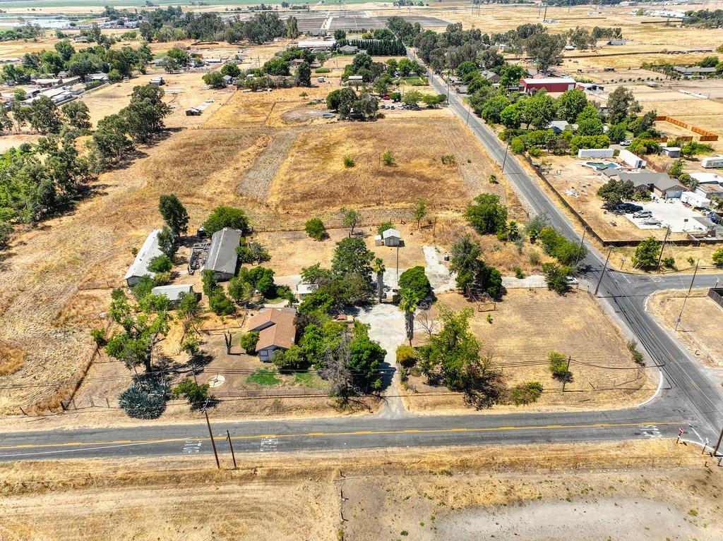 Detail Gallery Image 5 of 27 For 7550 W 2nd St, Rio Linda,  CA 95673 - 2 Beds | 1 Baths