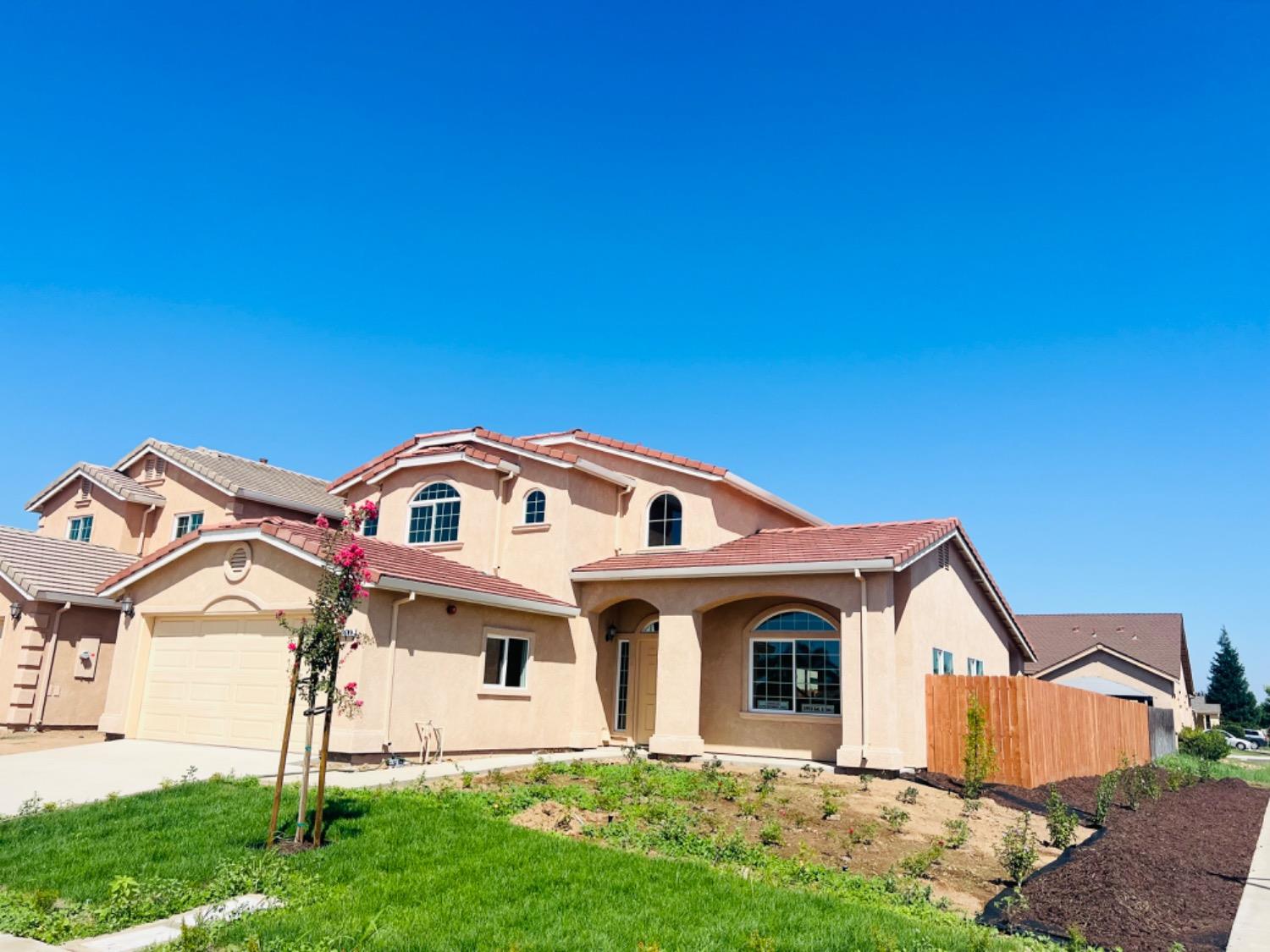 Photo of 5600 Landon Dr in Riverbank, CA