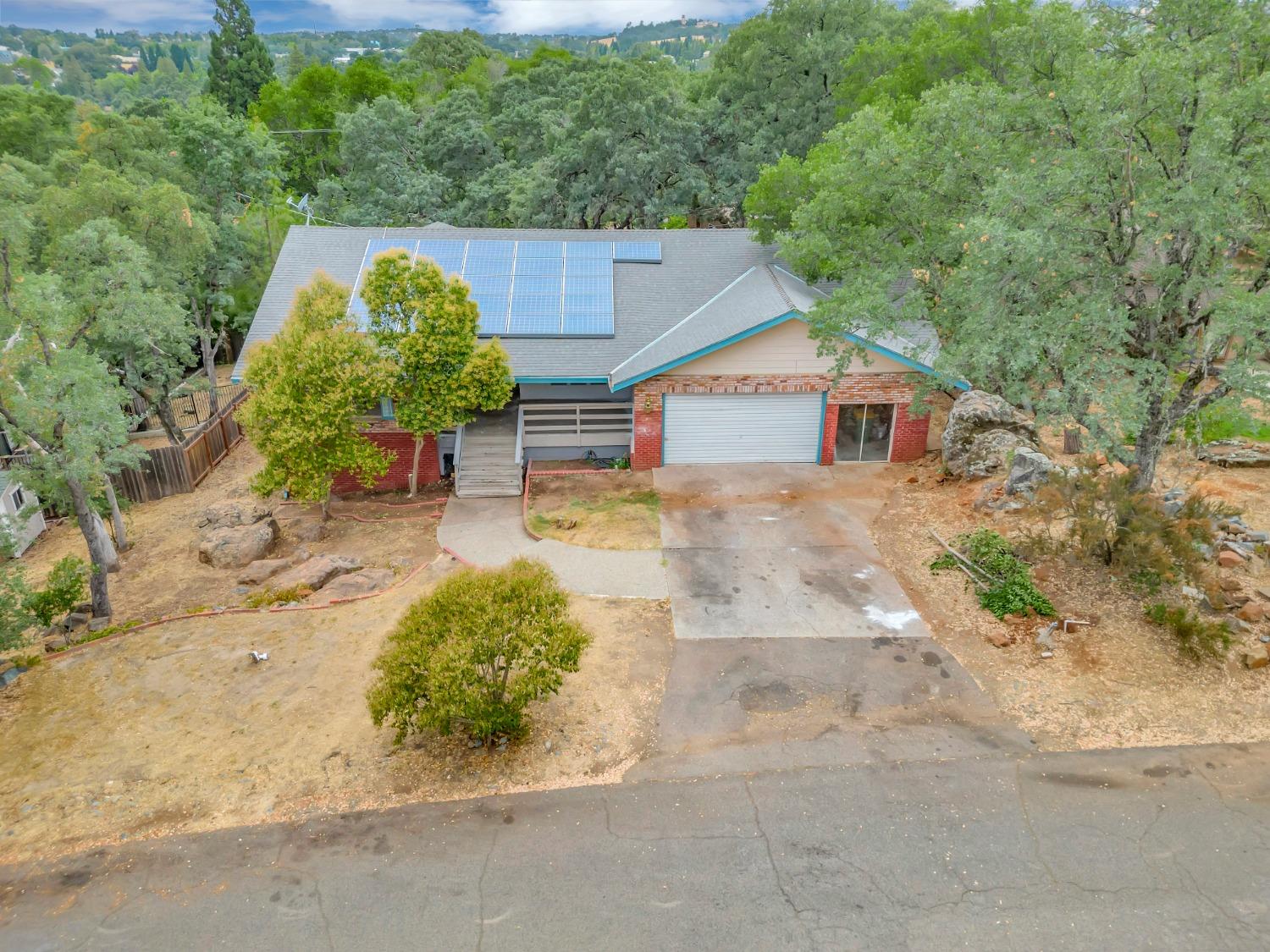 Photo of 2850 Osborne Rd in Cameron Park, CA