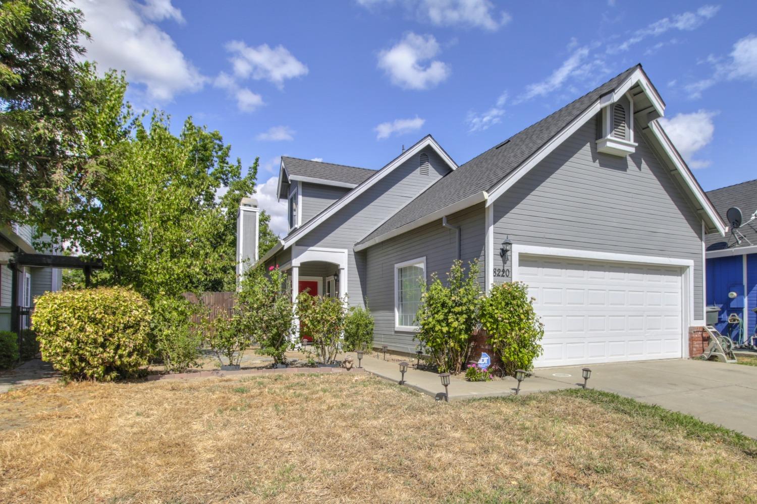 Photo of 8220 Filifera Wy in Antelope, CA