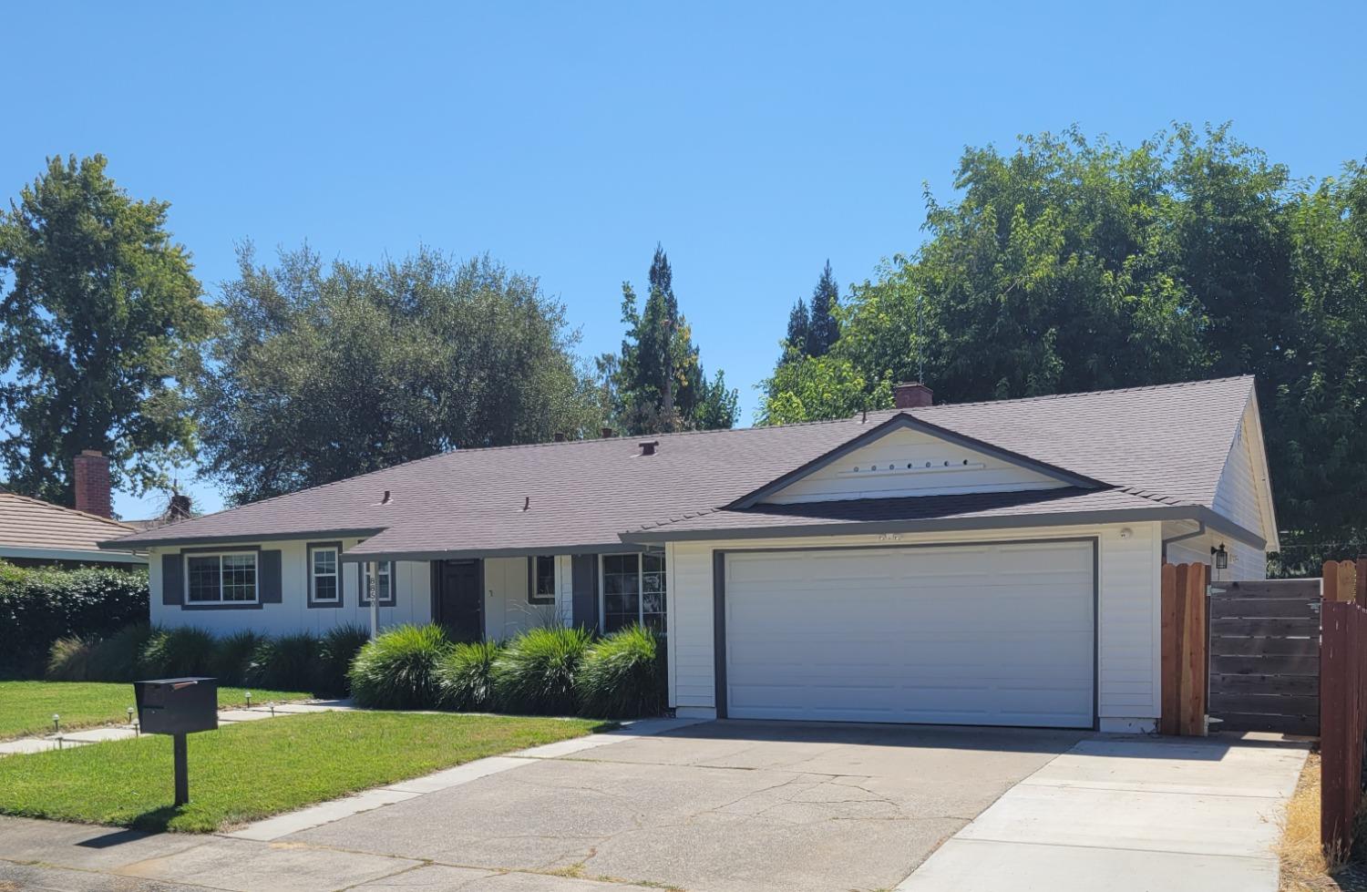Photo of 8850 Timm Ave in Fair Oaks, CA
