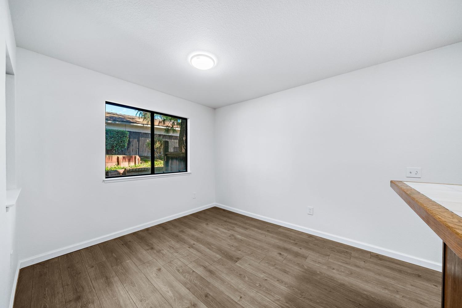 Photo #28: 223084511 Listing: Photo #28