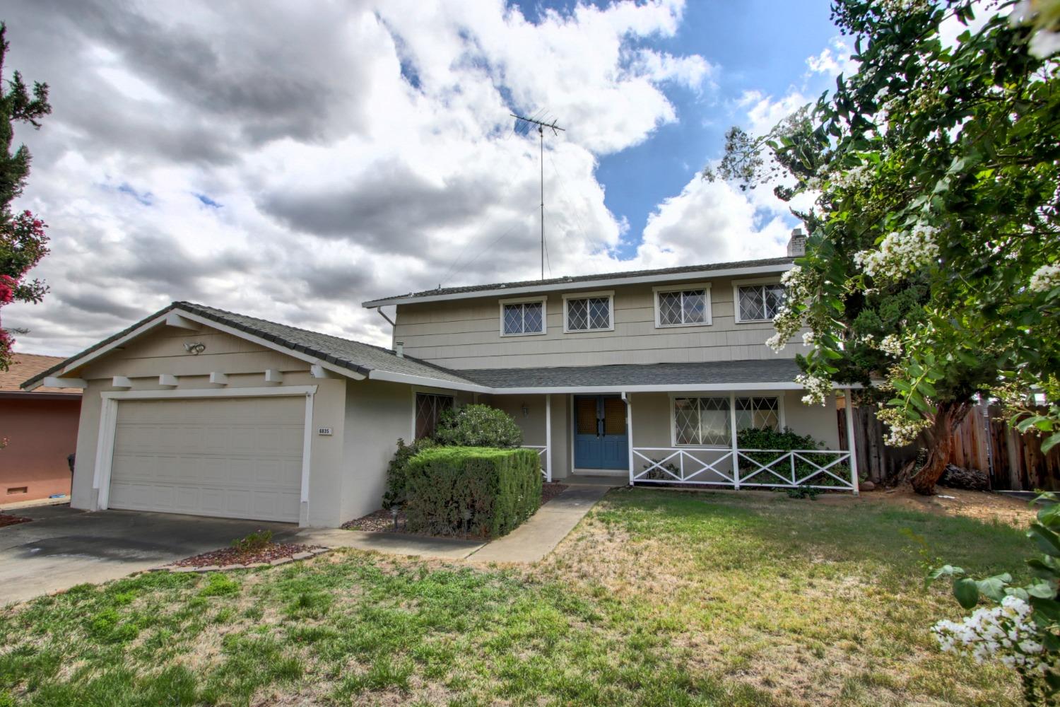 Photo of 6835 Oaklawn Wy in Fair Oaks, CA