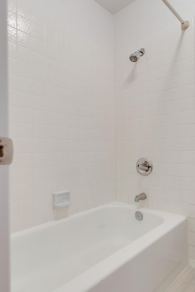 Photo #20: 223081335 Listing: Photo #20