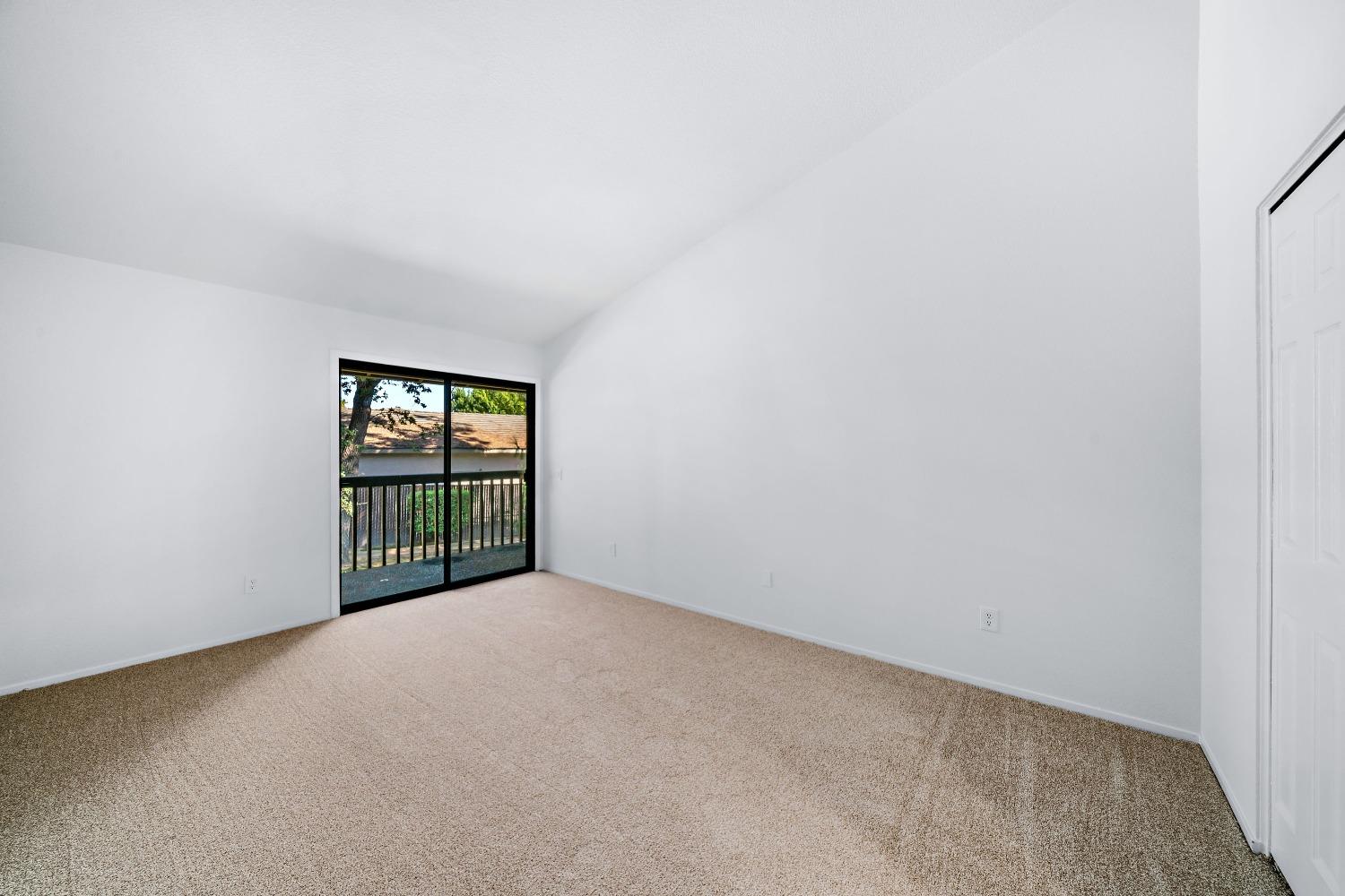 Photo #17: 223084511 Listing: Photo #17