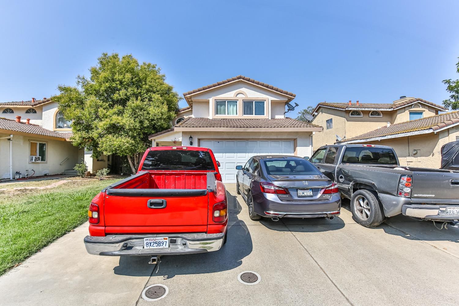 Photo of 5385 Yvette Wy in Sacramento, CA