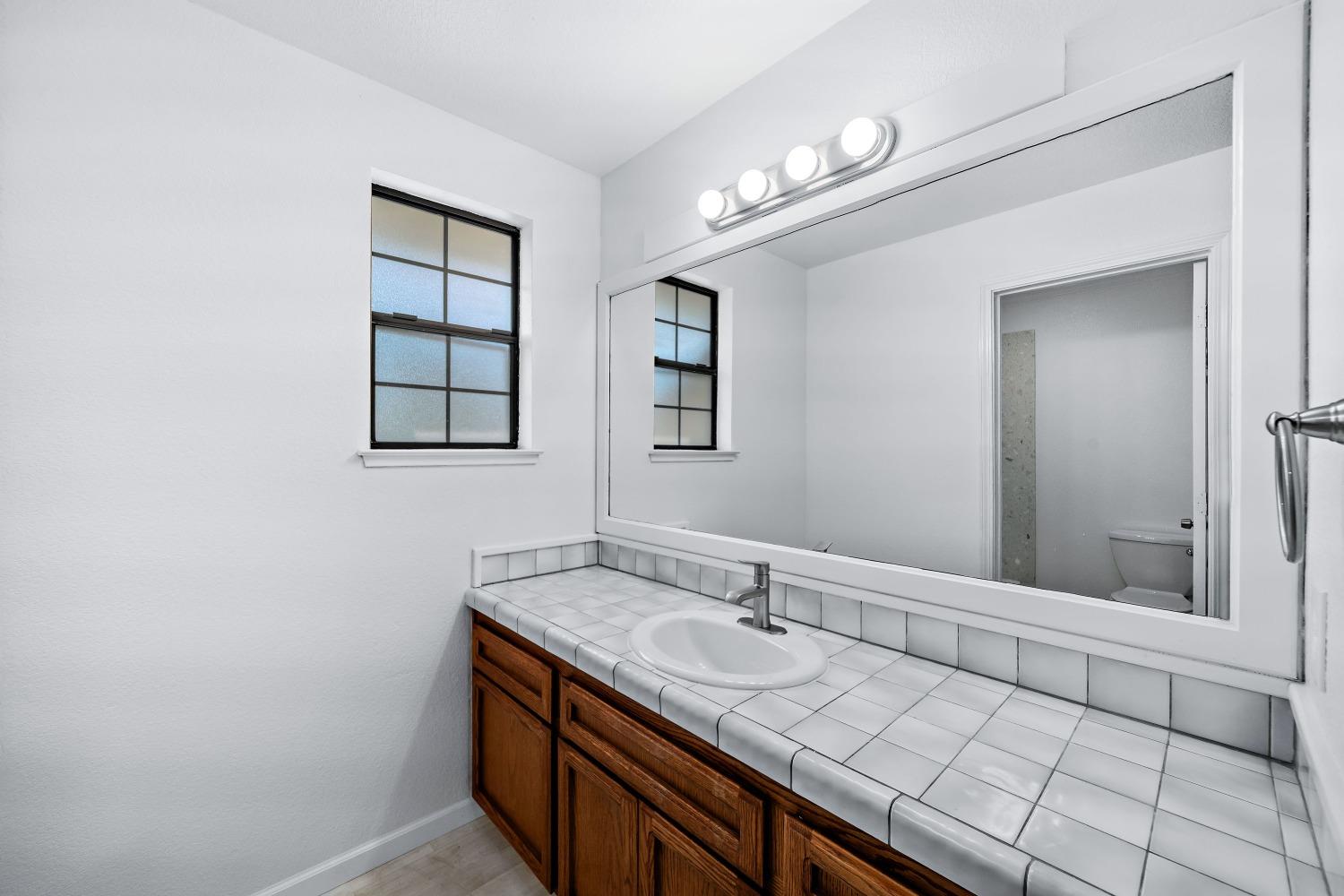 Photo #20: 223084511 Listing: Photo #20