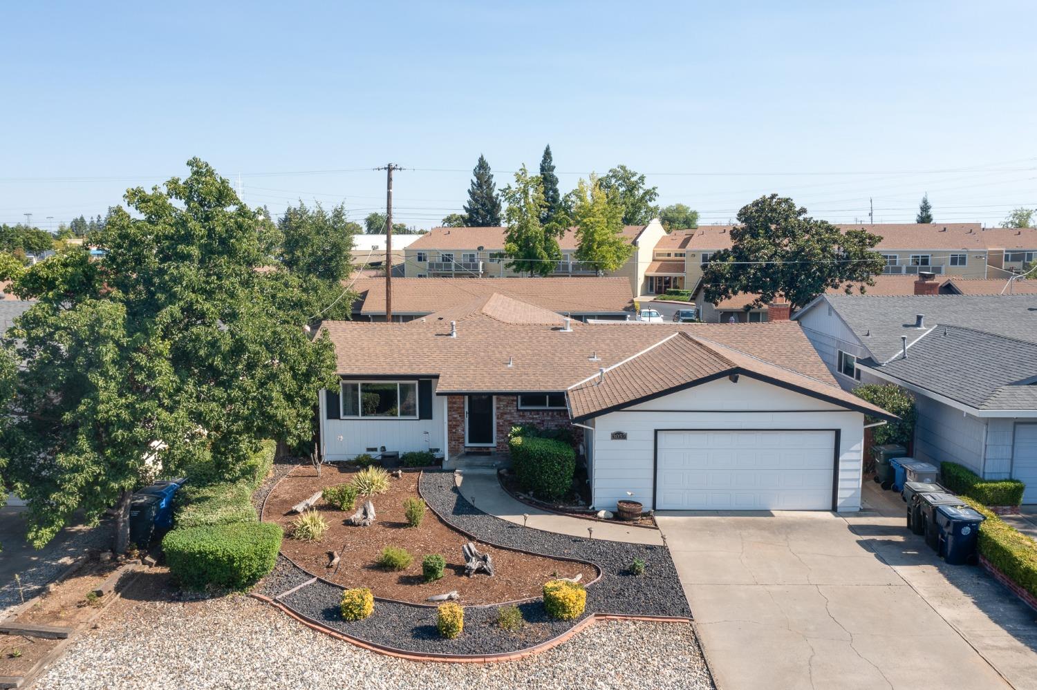 Photo of 3057 Notre Dame Dr in Sacramento, CA
