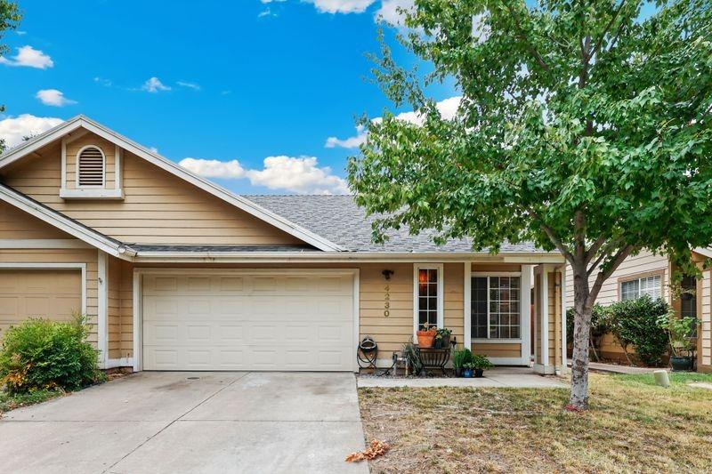 Photo of 4230 Younger Wy in Carmichael, CA