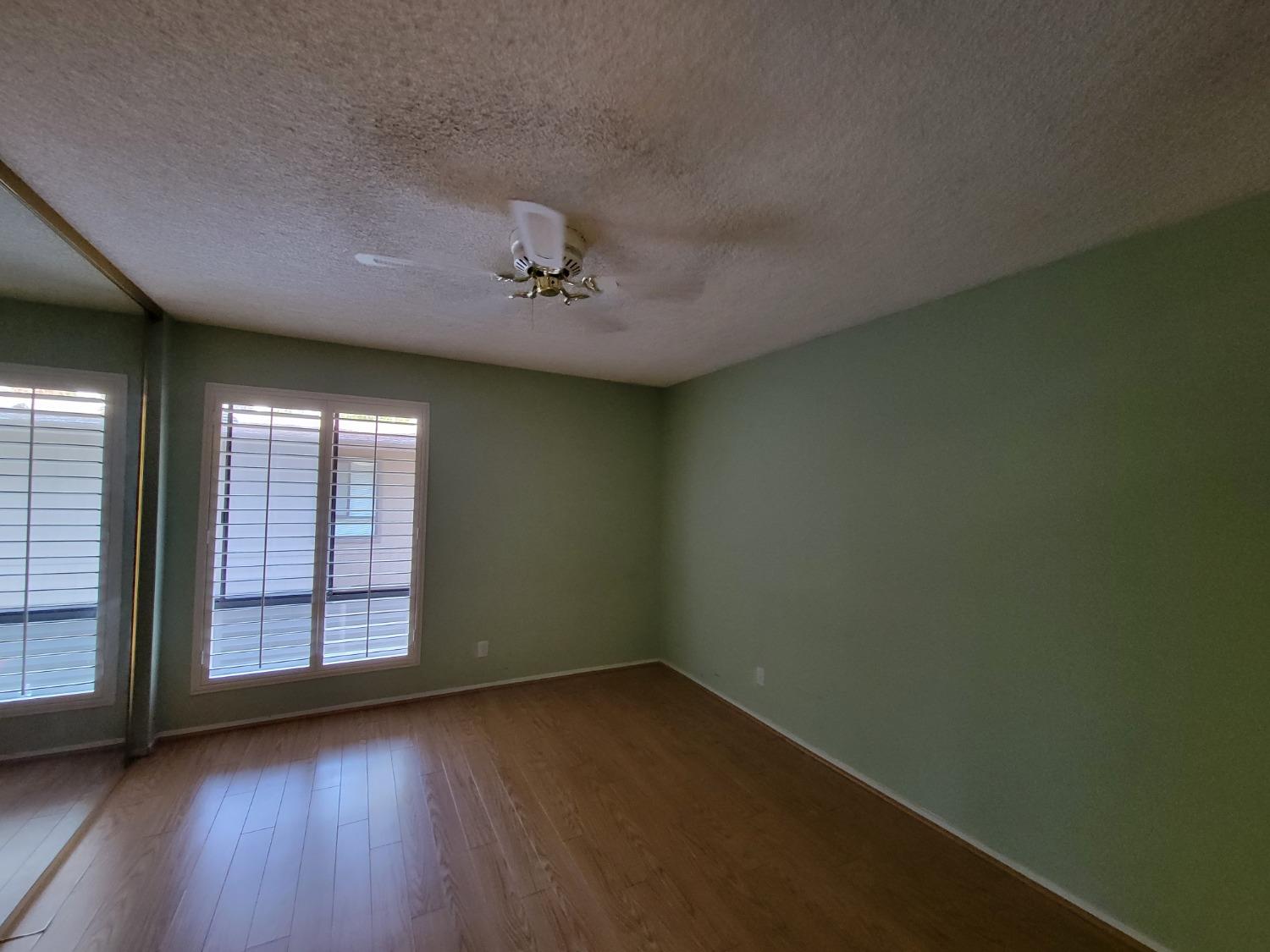 Photo #15: 223061825 Listing: Photo #15
