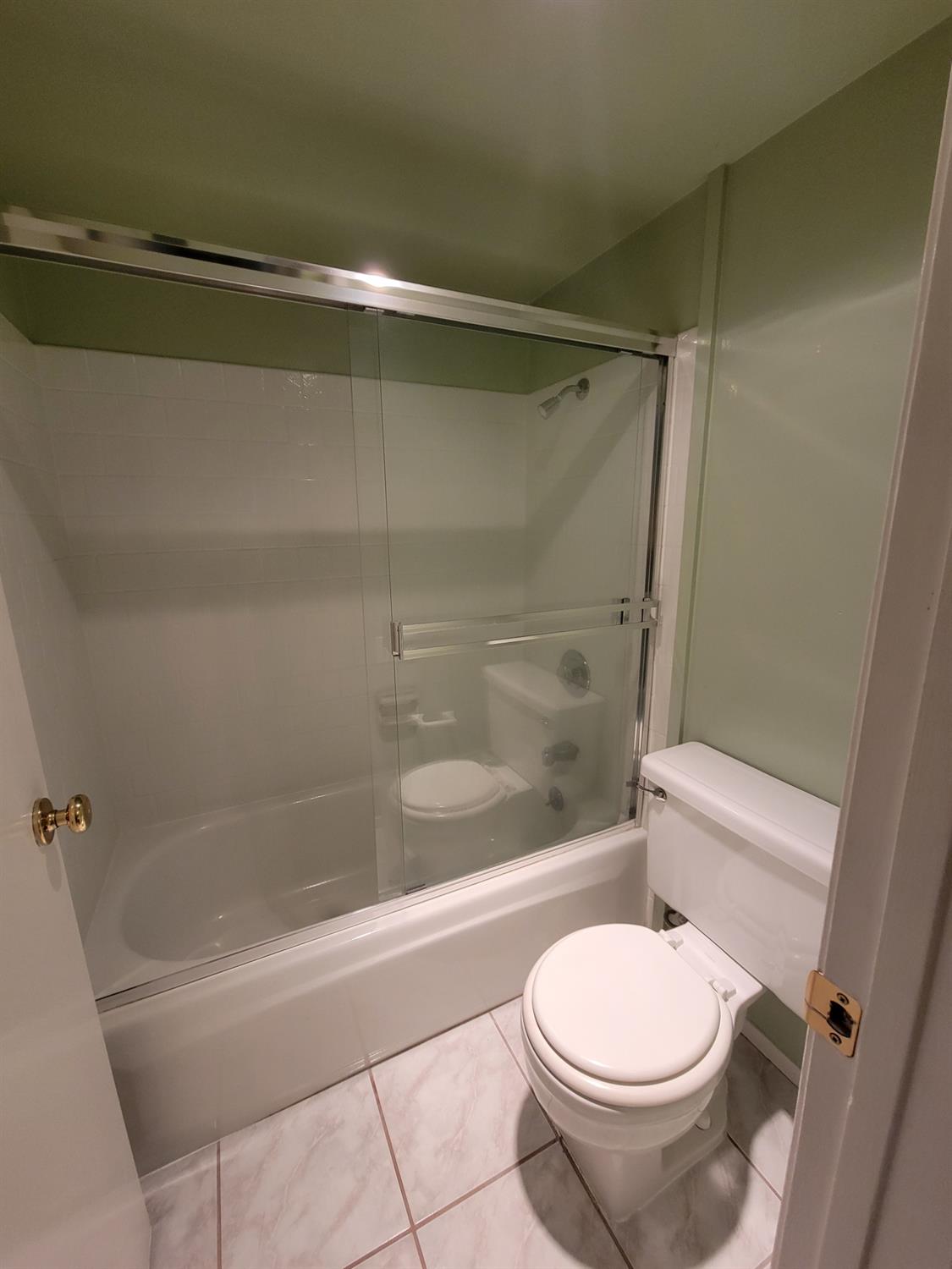 Photo #13: 223061825 Listing: Photo #13