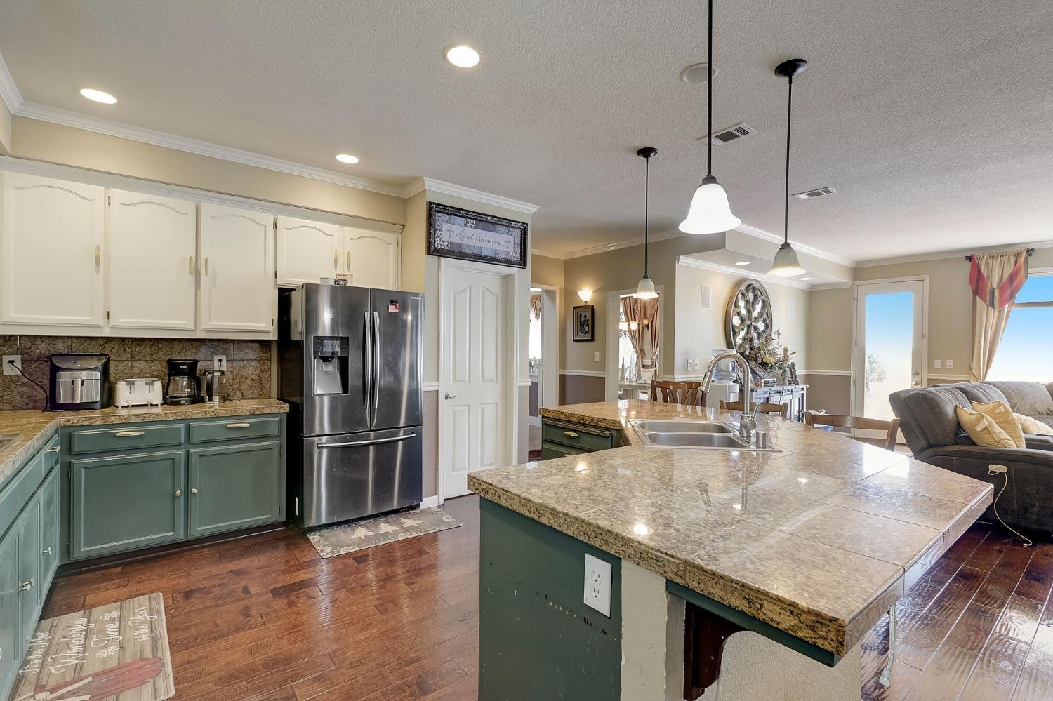 Mokelumne Court, Antioch, California image 28