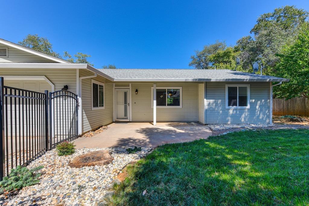 Photo of 1744 Lilac Ln in Auburn, CA