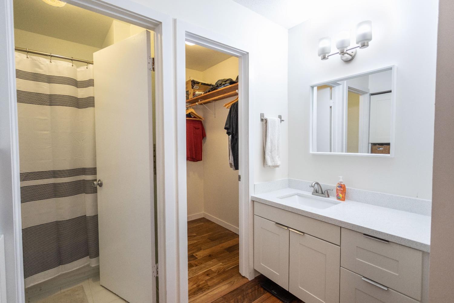 Photo #13: 223086547 Listing: Photo #13