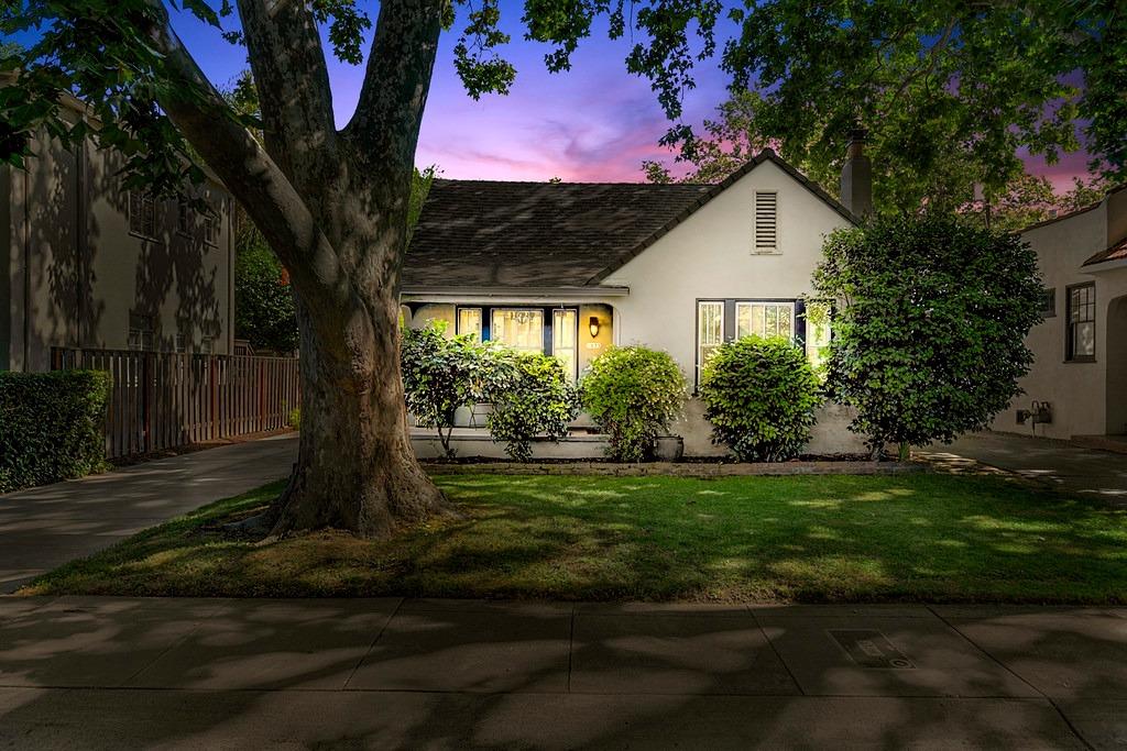 Photo of 1833 2nd Ave in Sacramento, CA