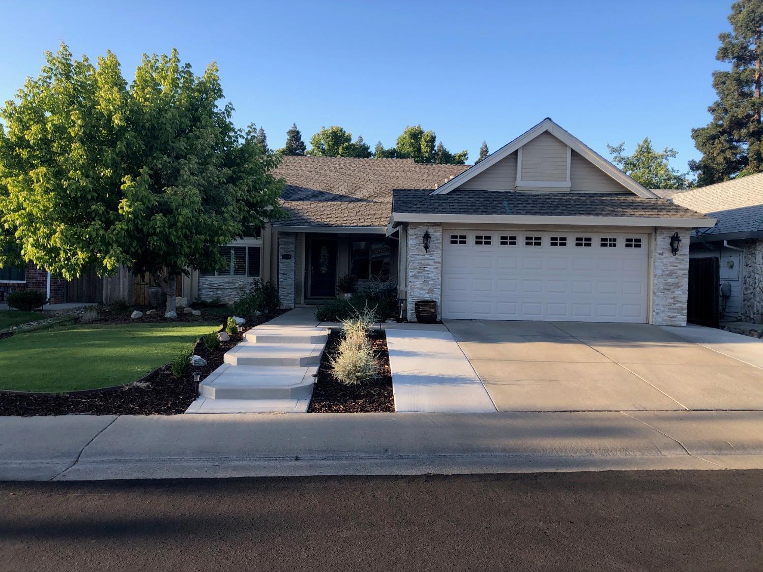 Photo of 5509 Spring Creek Wy in Elk Grove, CA