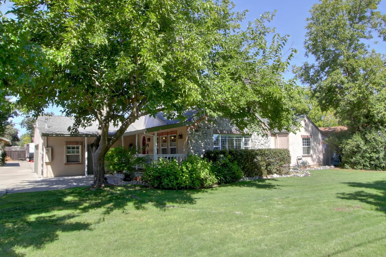 Photo of 5955 Shirley Ave in Carmichael, CA