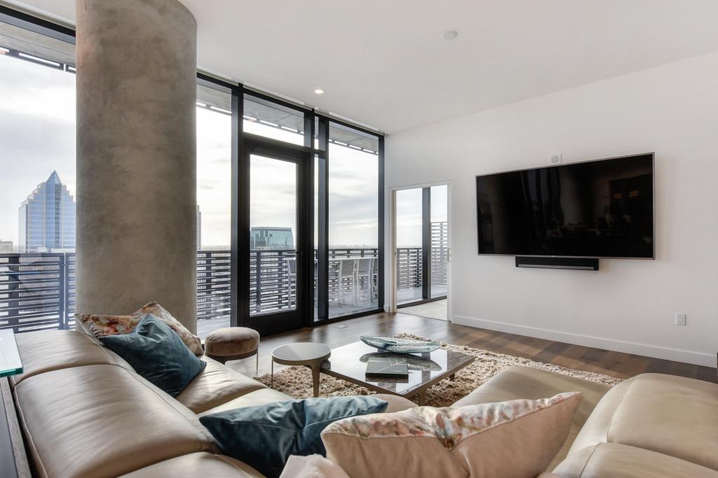 Photo #8: 223086943 Listing 