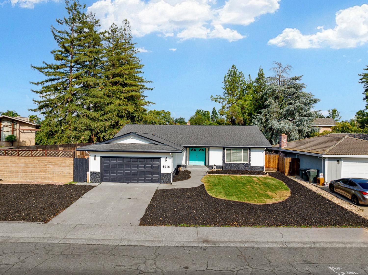 Photo of 4016 Norris Ave in Sacramento, CA