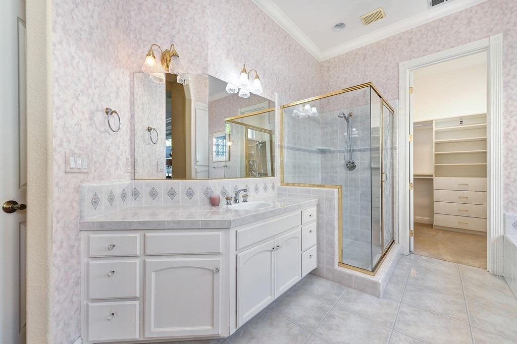 Marina Vista Lane, Fair Oaks, California image 33