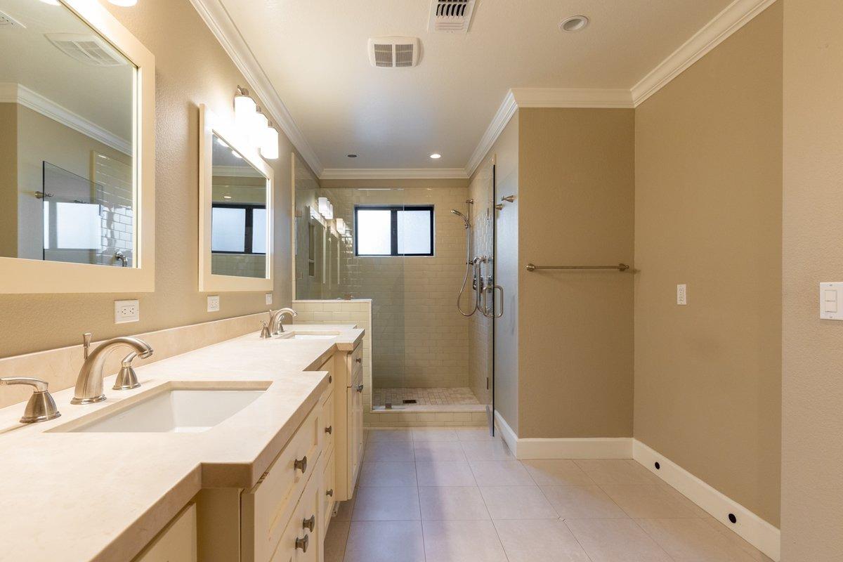 Photo #43: 223086537 Listing: Photo #43