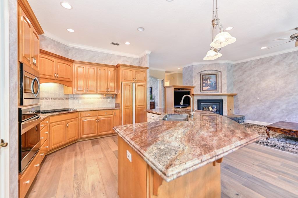Marina Vista Lane, Fair Oaks, California image 19