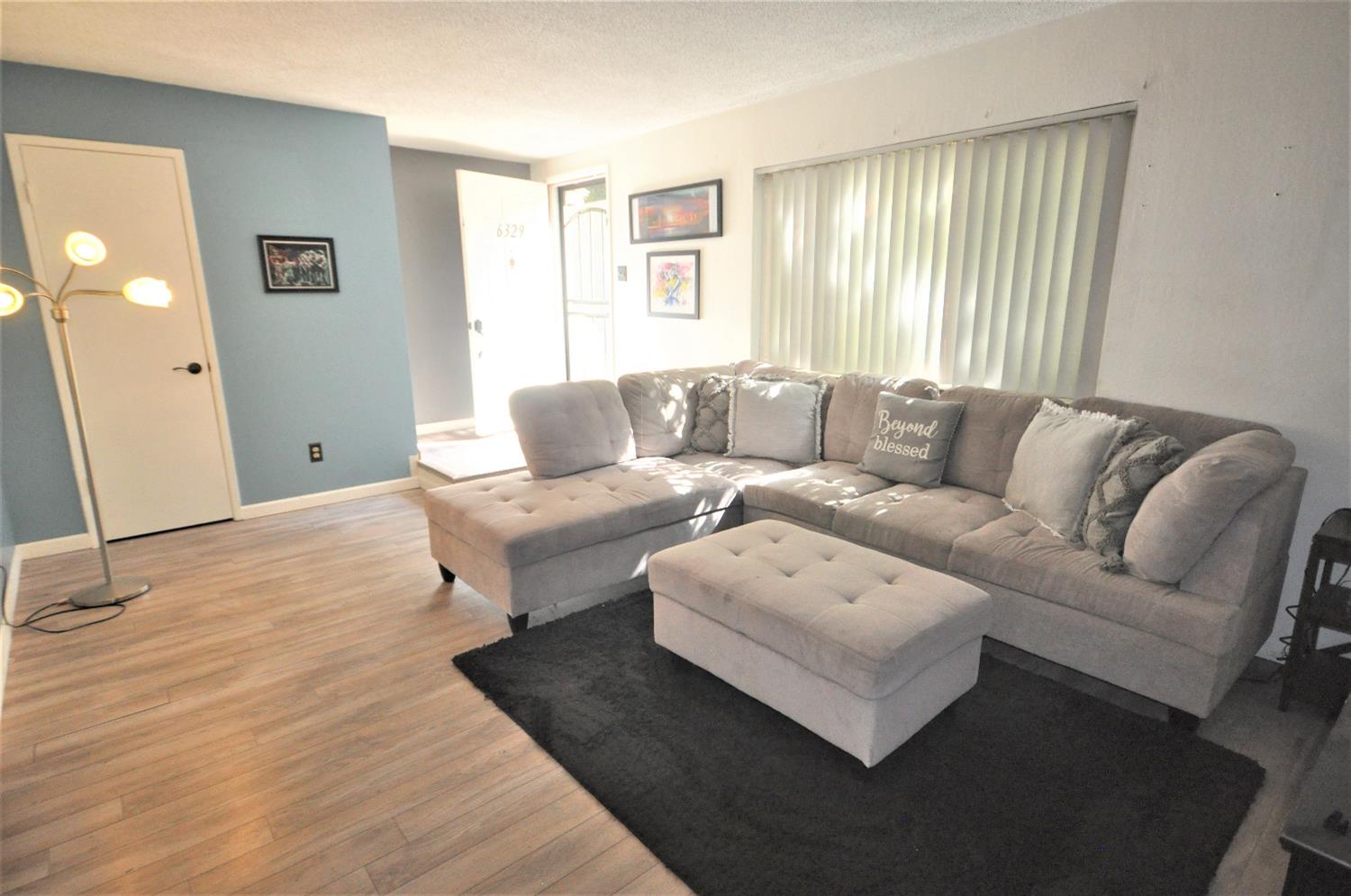 Photo #2: 223086060 Listing 