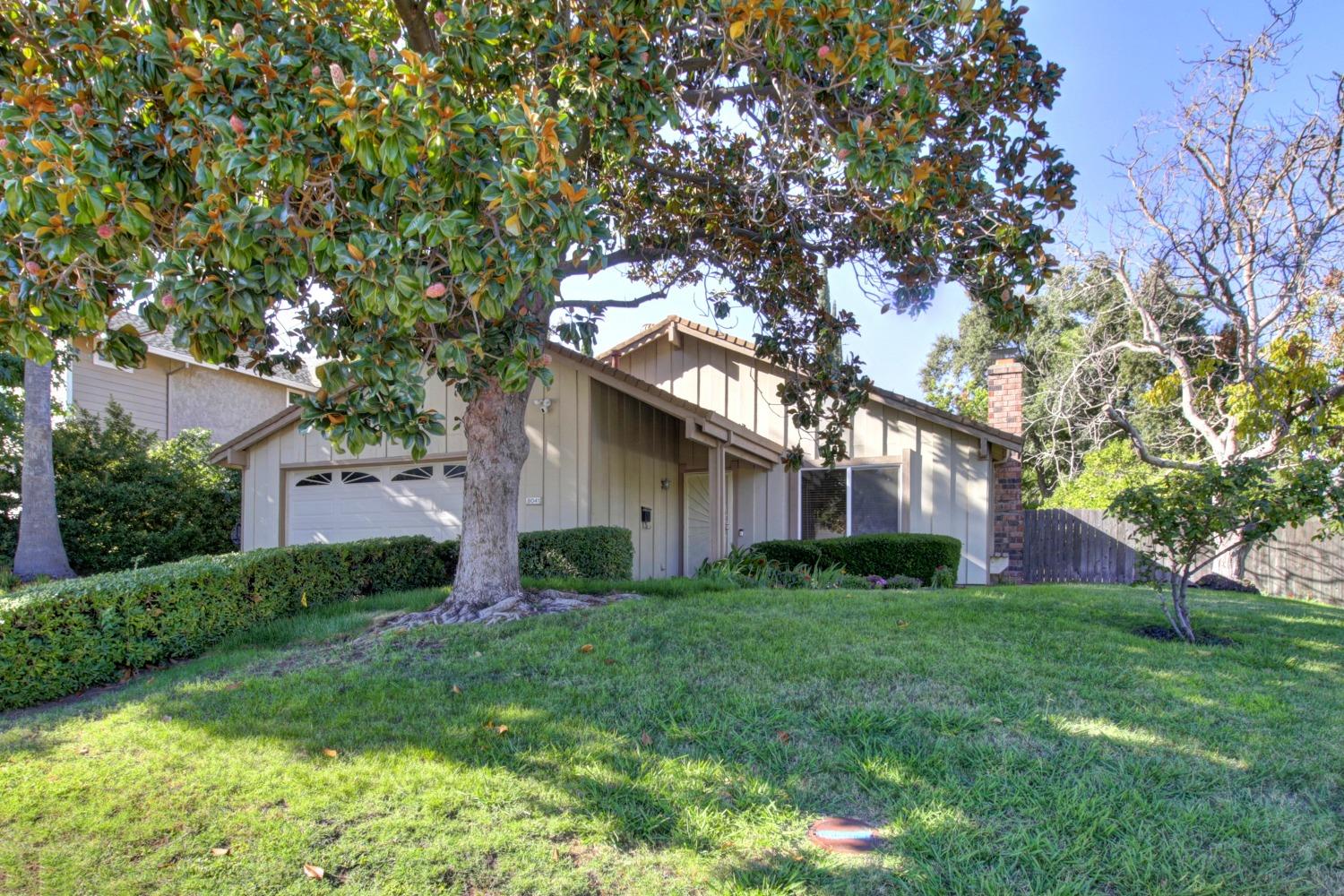 Photo of 8041 Red Pine Ct in Citrus Heights, CA