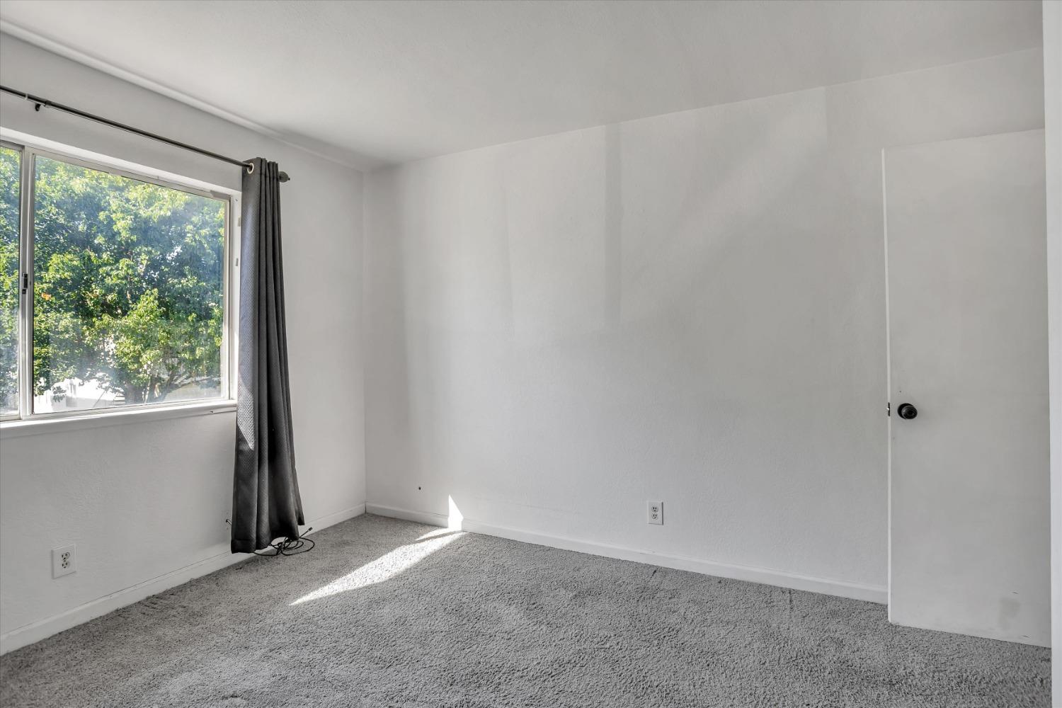 Photo #24: 223060536 Listing: Photo #24