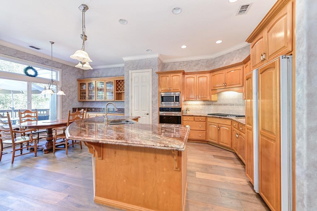 Marina Vista Lane, Fair Oaks, California image 17