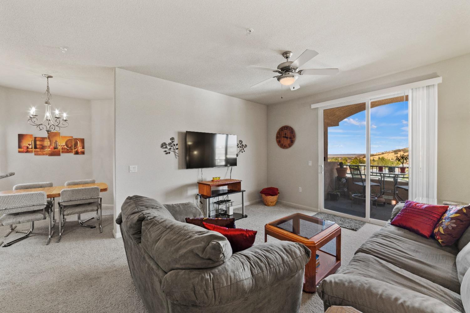 Photo #15: 223087711 Listing: Photo #15